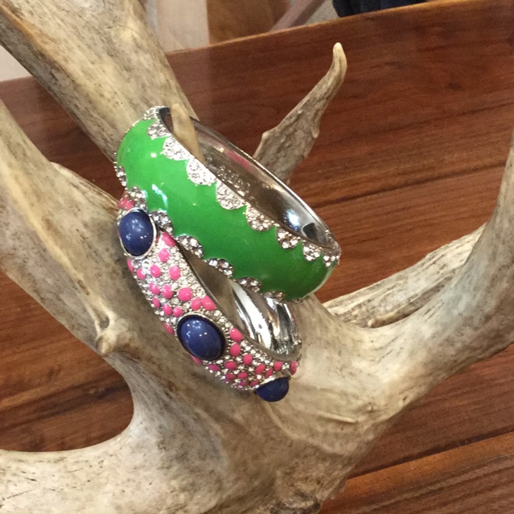 Amazing bangle bracelet set